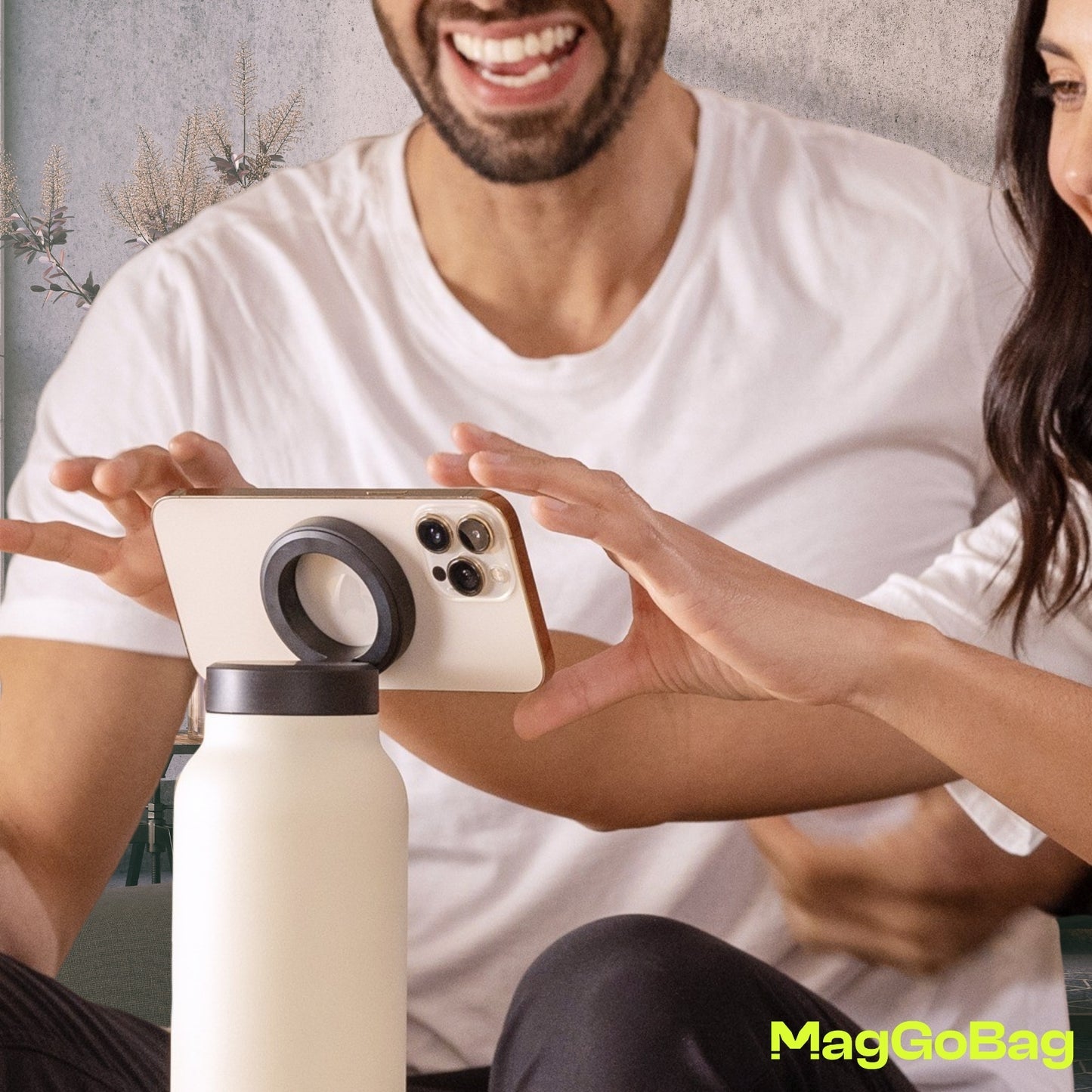 MagGoBag™ Magnetic Bottle
